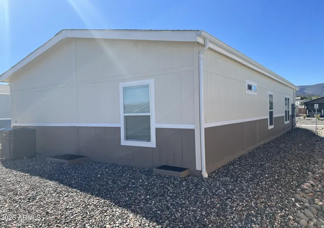 Photo 4 of Manufactured home for sale at 139 S Copper Cyn Lp Loop, Camp Verde, AZ 86322 | MLS# 7074192 | Listing updated on 2026-09-02