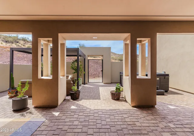 Photo 2 of Single family home for sale at 1816 E Fortune Dr, Phoenix, AZ 85086 | MLS# 7075751 | Listing updated on 2026-09-08