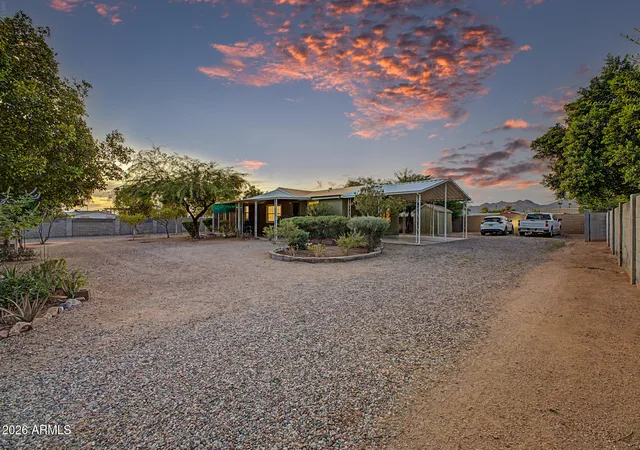 Photo 2 of Sale Pending at 2150 W Shiprock St, Apache Junction, AZ 85120 | MLS# 7073946 | Listing updated on 2026-09-09