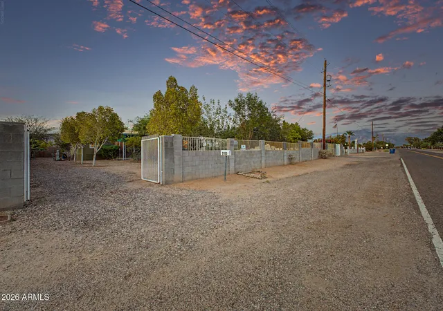 Photo 3 of Sale Pending at 2150 W Shiprock St, Apache Junction, AZ 85120 | MLS# 7073946 | Listing updated on 2026-09-09