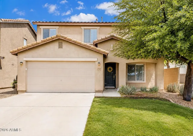 Photo 1 of Sale Pending at 39539 N Dusty Dr, San Tan Valley, AZ 85140 | MLS# 7074040 | Listing updated on 2026-09-17