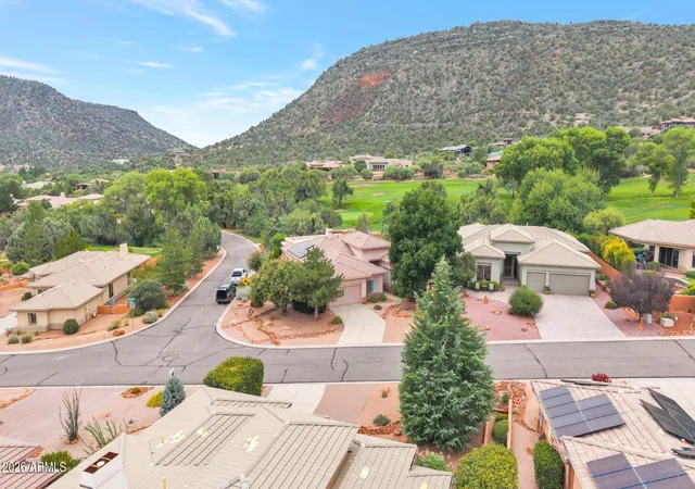 Photo 4 of Single family home for sale at 210 White Tail Dr, Sedona, AZ 86351 | MLS# 7074477 | Listing updated on 2026-09-17