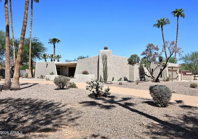 Photo 1 of Single family home for sale at 5018 W Creedance Blvd, Glendale, AZ 85310 | MLS# 7072405 | Listing updated on 2026-09-17