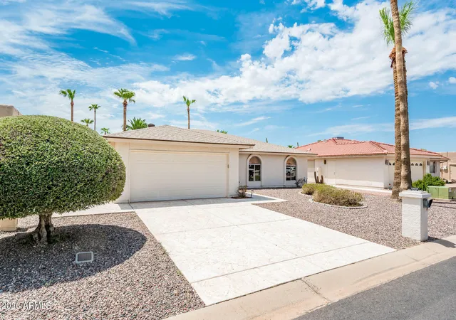 Photo 2 of Sale Pending at 26602 S Dartford Dr, Sun Lakes, AZ 85248 | MLS# 7074058 | Listing updated on 2026-09-02