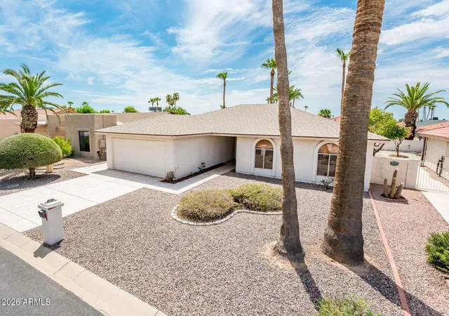 Photo 4 of Sale Pending at 26602 S Dartford Dr, Sun Lakes, AZ 85248 | MLS# 7074058 | Listing updated on 2026-09-02