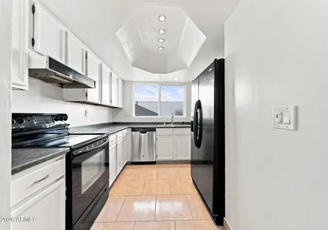 Photo 4 of Single family home for sale at 6321 W Becker Ln, Glendale, AZ 85304 | MLS# 7073422 | Listing updated on 2026-10-06