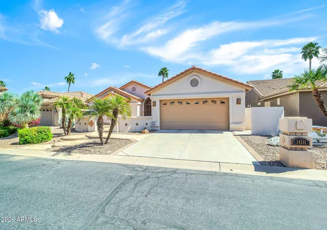 Photo 2 of Sale Pending at 24111 S Lakestar Dr, Sun Lakes, AZ 85248 | MLS# 7072672 | Listing updated on 2026-09-09