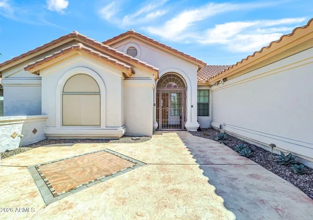 Photo 4 of Sale Pending at 24111 S Lakestar Dr, Sun Lakes, AZ 85248 | MLS# 7072672 | Listing updated on 2026-09-09