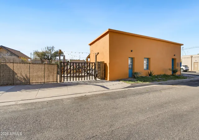 Photo 3 of Single family home for sale at 141 N Bailey St, Florence, AZ 85132 | MLS# 7077993 | Listing updated on 2026-09-23
