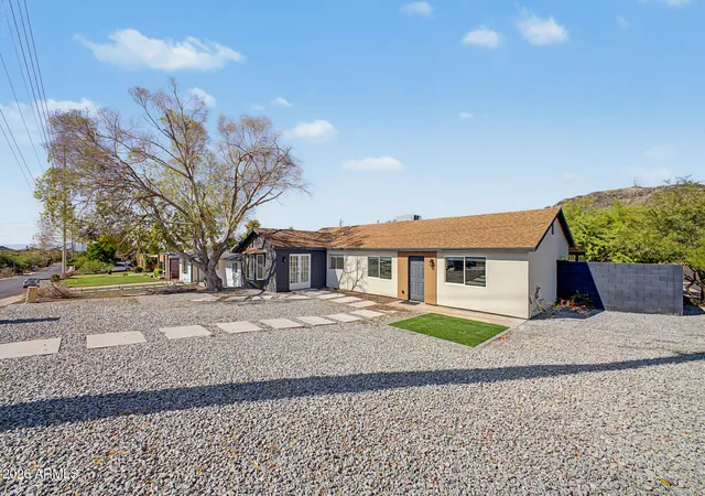 Photo 3 of Single family home for sale at 10846 N 12th Street, Phoenix, AZ 85020 | MLS# 7074411 | Listing updated on 2026-09-06