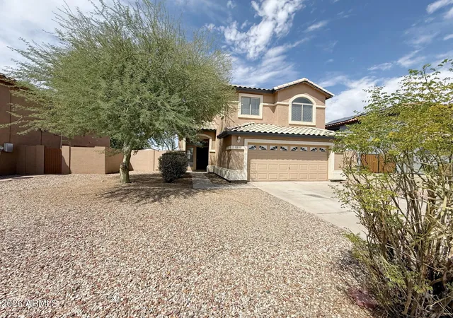 Photo 2 of Single family home for sale at 7036 N 77th Drive, Glendale, AZ 85303 | MLS# 7075229 | Listing updated on 2026-09-28