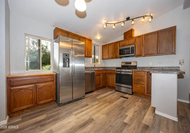 Photo 4 of Manufactured home for sale at 5635 S Wild Rose Rd, Hereford, AZ 85615 | MLS# 7075176 | Listing updated on 2026-09-27