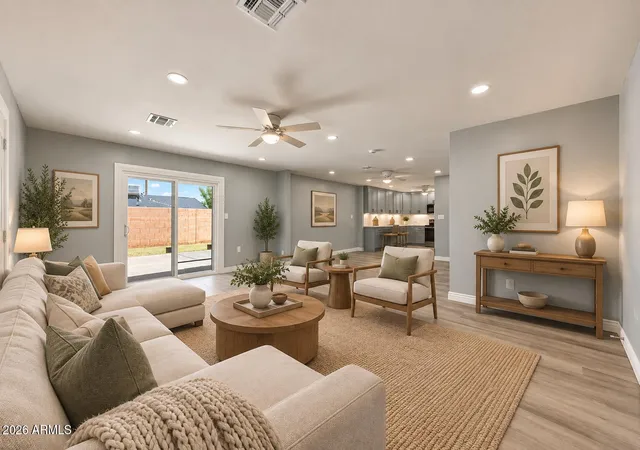 Photo 4 of Single family home for sale at 3720 W Bethany Home Rd, Phoenix, AZ 85019 | MLS# 7075604 | Listing updated on 2026-09-22