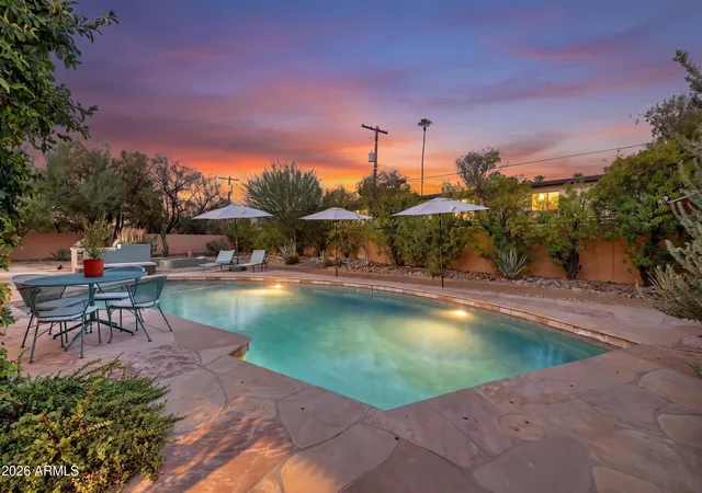 Photo 3 of Sale Pending at 5119 N 12th Avenue, Phoenix, AZ 85013 | MLS# 7073508 | Listing updated on 2026-10-11