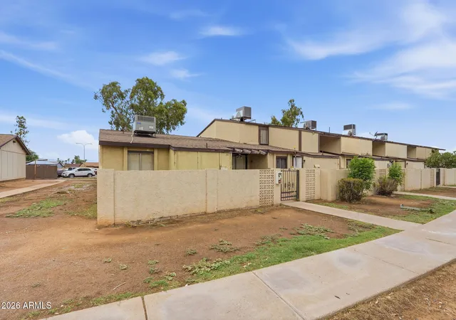 Townhouse for sale at 3120 N 67Th Ln #50, Phoenix, AZ 85033 | MLS# 7073198