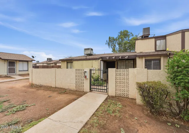 Photo 3 of Townhouse for sale at 3120 N 67th Ln #50, Phoenix, AZ 85033 | MLS# 7073198 | Listing updated on 2026-09-16