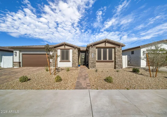 Photo 1 of Single family home for sale at 1330 W Via De Olivos, San Tan Valley, AZ 85140 | MLS# 7073207 | Listing updated on 2026-09-02
