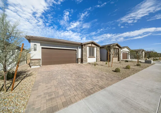 Photo 2 of Single family home for sale at 1330 W Via De Olivos, San Tan Valley, AZ 85140 | MLS# 7073207 | Listing updated on 2026-09-02