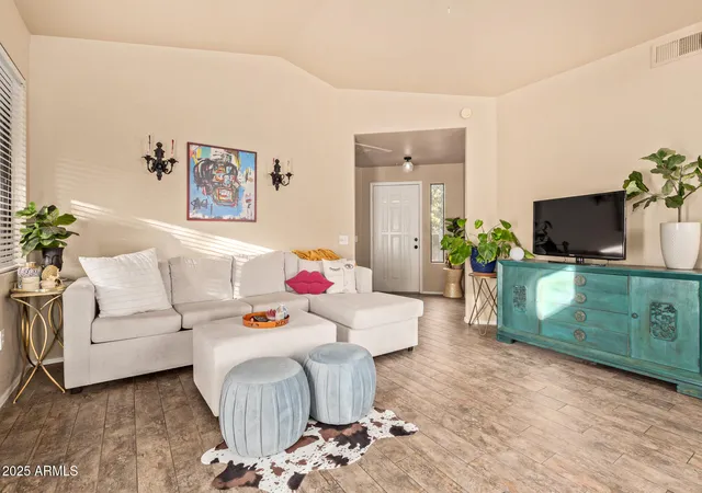 Photo 4 of Townhouse for sale at 15380 N 100th Street #2098, Scottsdale, AZ 85260 | MLS# 7074004 | Listing updated on 2026-09-23
