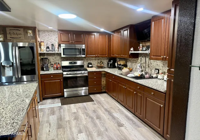 Photo 2 of Manufactured home for sale at 4950 W Bethany Home Rd #46, Glendale, AZ 85301 | MLS# 7073324 | Listing updated on 2026-09-10