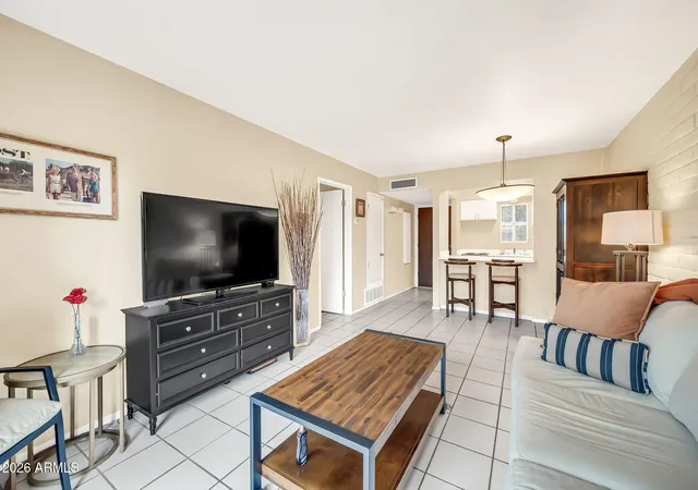 Photo 4 of Townhouse for sale at 4800 N 68th Street #382, Scottsdale, AZ 85251 | MLS# 7074074 | Listing updated on 2026-09-06