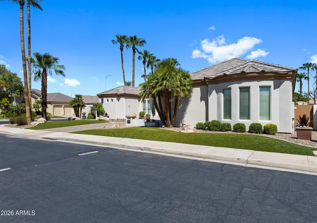 Photo 3 of Single family home for sale at 750 W Azalea Dr, Chandler, AZ 85248 | MLS# 7077628 | Listing updated on 2026-09-15