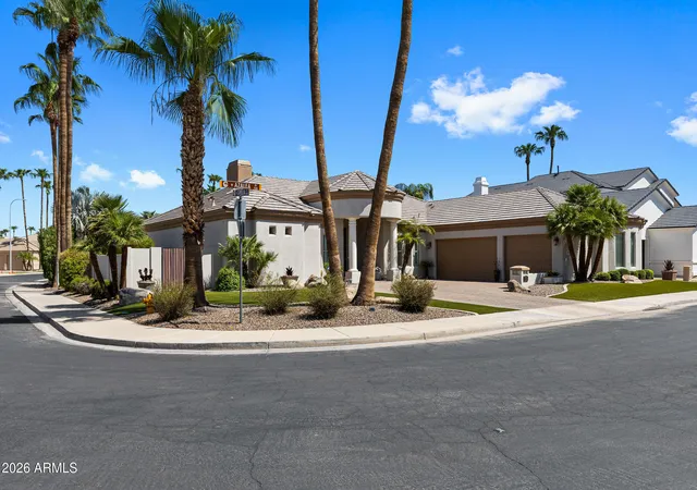 Photo 4 of Single family home for sale at 750 W Azalea Dr, Chandler, AZ 85248 | MLS# 7077628 | Listing updated on 2026-09-15