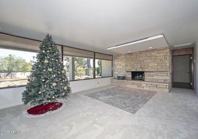 Photo 4 of Single family home for sale at 560 E Campina Dr, Litchfield Park, AZ 85340 | MLS# 7073967 | Listing updated on 2026-09-14