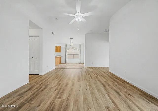 Photo 4 of Single family home for sale at 43924 W Cahill Dr, Maricopa, AZ 85138 | MLS# 7075794 | Listing updated on 2026-09-16