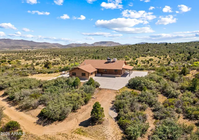 Photo 2 of Sale Pending at 18700 S Aggie Hodge Rd, Kirkland, AZ 86332 | MLS# 7076715 | Listing updated on 2026-09-23