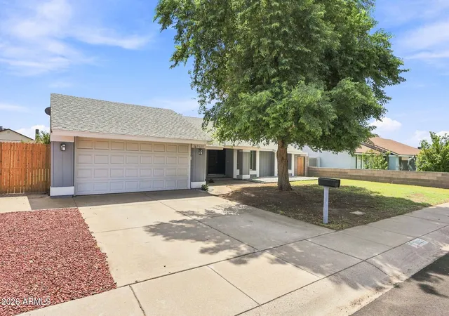 Photo 1 of Single family home for sale at 7635 W College Dr, Phoenix, AZ 85033 | MLS# 7075893 | Listing updated on 2026-09-10