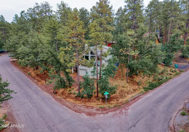 Photo 2 of Single family home for sale at 2972 S Wapiti Ln, Pinetop, AZ 85935 | MLS# 7074886 | Listing updated on 2026-09-10