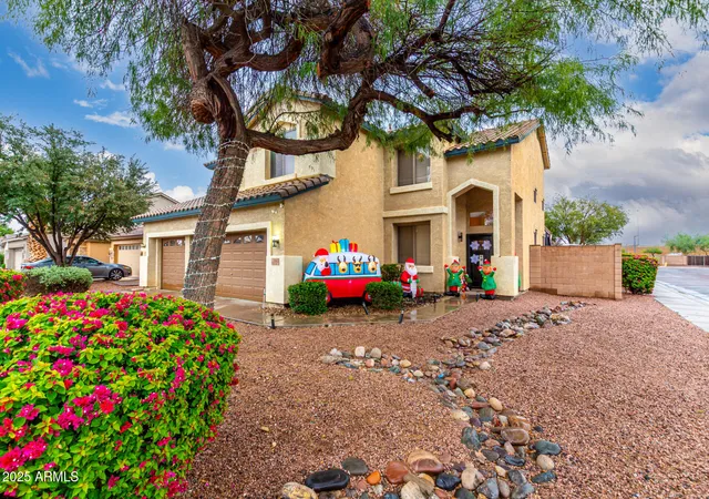 Photo 3 of Single family home for sale at 1643 E Wildhorse Pl, Chandler, AZ 85286 | MLS# 7075166 | Listing updated on 2026-09-04