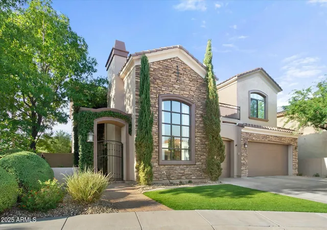 Photo 1 of Sale Pending at 5019 E Lucia Dr, Cave Creek, AZ 85331 | MLS# 7073506 | Listing updated on 2026-09-11