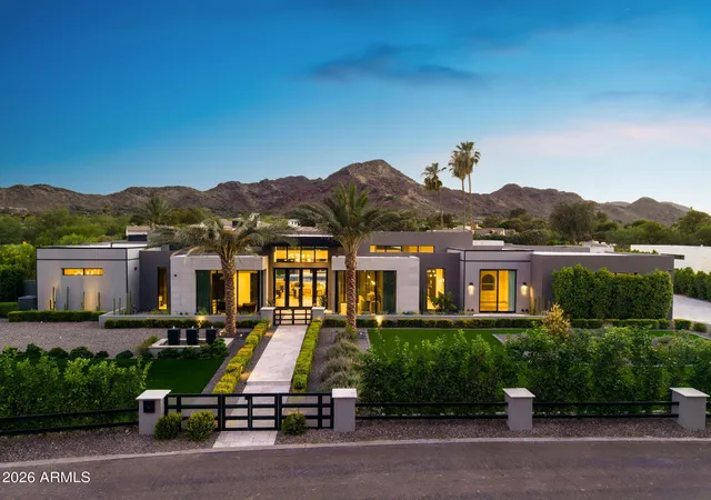 Photo 2 of Mansion for sale at 8020 N 64th Place, Paradise Valley, AZ 85253 | MLS# 7076220 | Listing updated on 2026-09-10