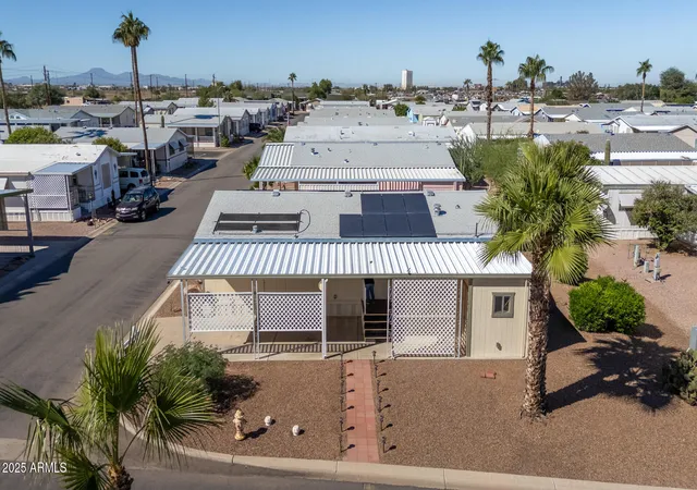 Photo 3 of Manufactured home for sale at 450 W Sunwest Dr #200, Casa Grande, AZ 85122 | MLS# 7074000 | Listing updated on 2026-09-19