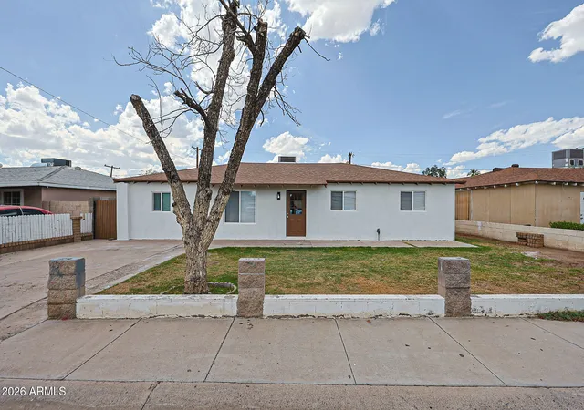 Photo 3 of Single family home for sale at 4212 N 47th Drive, Phoenix, AZ 85031 | MLS# 7075692 | Listing updated on 2026-09-21