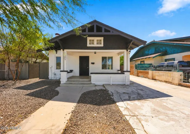Photo 1 of Single family home for sale at 1005 E Moreland St, Phoenix, AZ 85006 | MLS# 7074893 | Listing updated on 2026-09-11