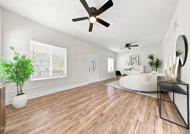 Photo 4 of Single family home for sale at 1005 E Moreland St, Phoenix, AZ 85006 | MLS# 7074893 | Listing updated on 2026-10-08