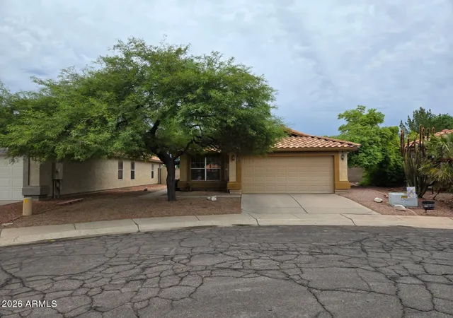 Photo 1 of Sale Pending at 261 S Chippewa Pl, Chandler, AZ 85224 | MLS# 7074424 | Listing updated on 2026-09-02