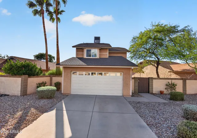 Photo 3 of Single family home for sale at 12854 S 50th Way, Phoenix, AZ 85044 | MLS# 7075434 | Listing updated on 2026-10-07
