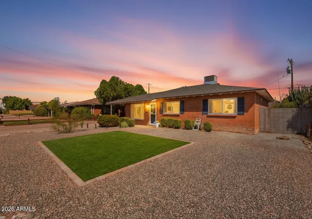 Photo 2 of Single family home for sale at 7252 E Oak St, Scottsdale, AZ 85257 | MLS# 7075834 | Listing updated on 2026-09-17