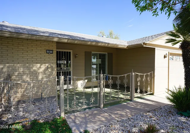 Photo 4 of Townhouse for sale at 13813 N 99 Drive, Sun City, AZ 85351 | MLS# 7078046 | Listing updated on 2026-09-11
