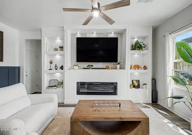Photo 4 of Single family home for sale at 33583 N Bowles Dr, San Tan Valley, AZ 85144 | MLS# 7076944 | Listing updated on 2026-09-16