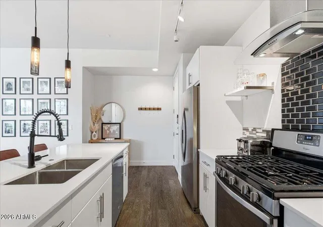 Single family home for sale at 3131 N Central Ave #4001, Phoenix, AZ 85012 | MLS# 7075992 | Listing updated on 2026-10-09