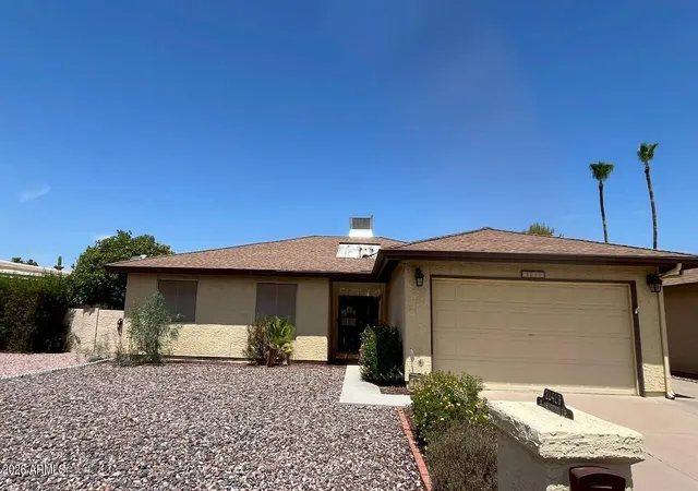 Photo 1 of Single family home for sale at 26429 S New Town Dr, Sun Lakes, AZ 85248 | MLS# 7073935 | Listing updated on 2026-09-02