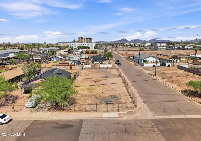 Photo 1 of Sale Pending at 1846 E Adams St #24, Phoenix, AZ 85034 | MLS# 7076687 | Listing updated on 2026-09-21