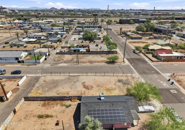 Photo 4 of Sale Pending at 1846 E Adams St #24, Phoenix, AZ 85034 | MLS# 7076687 | Listing updated on 2026-09-21