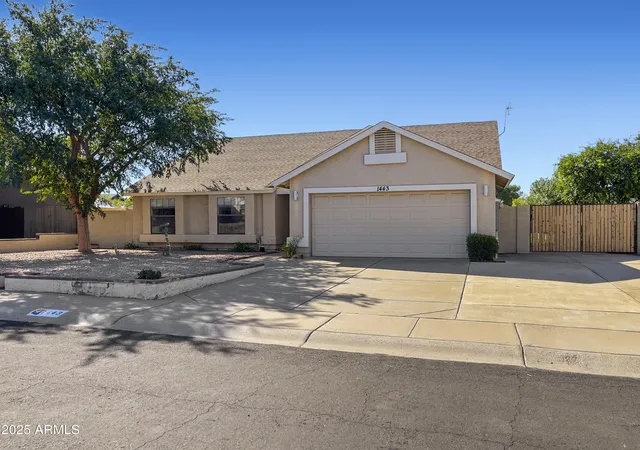 Photo 2 of Sale Pending at 1443 E Wickieup Ln, Phoenix, AZ 85024 | MLS# 7073917 | Listing updated on 2026-09-17