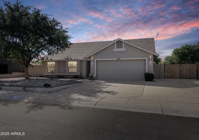Photo 3 of Sale Pending at 1443 E Wickieup Ln, Phoenix, AZ 85024 | MLS# 7073917 | Listing updated on 2026-09-17
